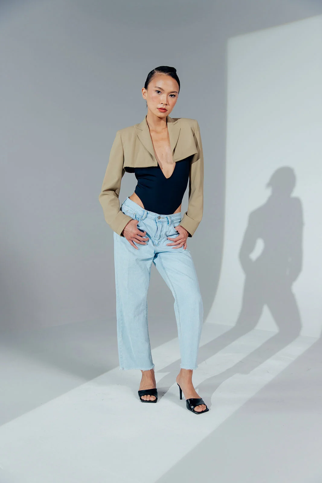 CAA6D953-6034-4783-B116-84BF8C3406AF