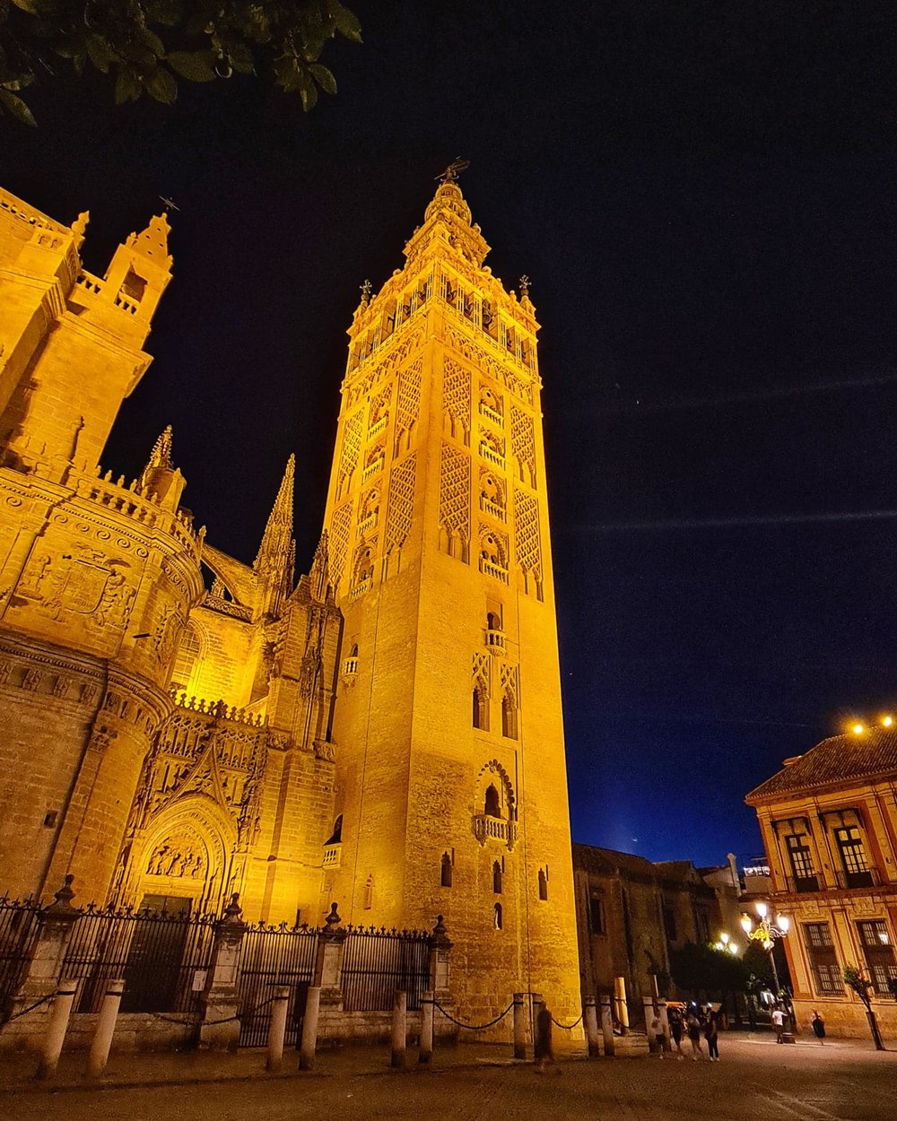 Seville cathedral 1.jpg