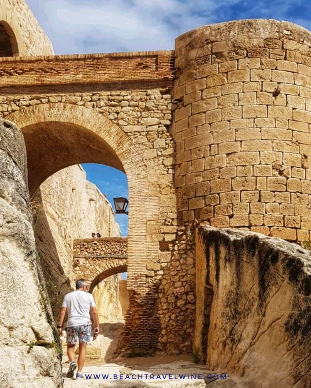 Alicante castle 1.jpg