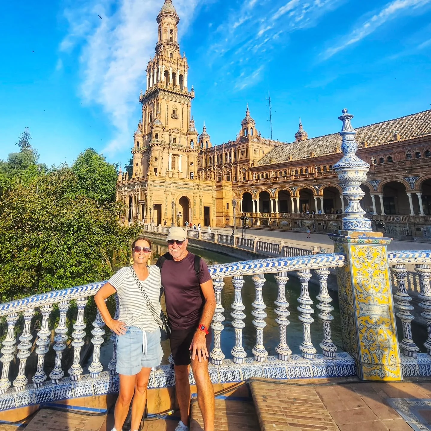 Pic of the day #13
Where else but Plaza de Espana in Seville.
One of our favourite places in all of Spain.
It's truly beautiful by day, and spectacular at night.