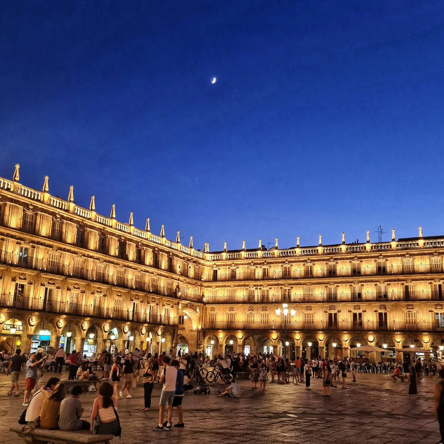 Pic of the day #34
Plaza Mayor in Salamanca
It is one of our favourite plazas in Spain and definitely more impressive at night. 
The locals all gather as the sun sets and all at once the lights come on 
 It's magical to watch.
We loved sitting here e