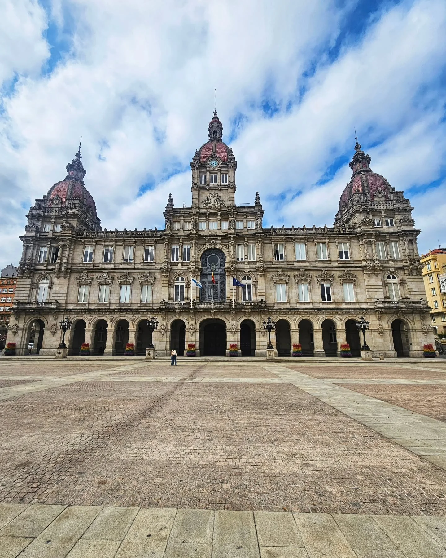 Pic of the day #66
Had to do another Spanish photo after the World Cup win yesterday. 
So this is Praza de Maria Pitta (and commonly known as Plaza Mayor).
It is huge, well over 11,000 square metres and it almost completely empty!!!
It is in A Coruna