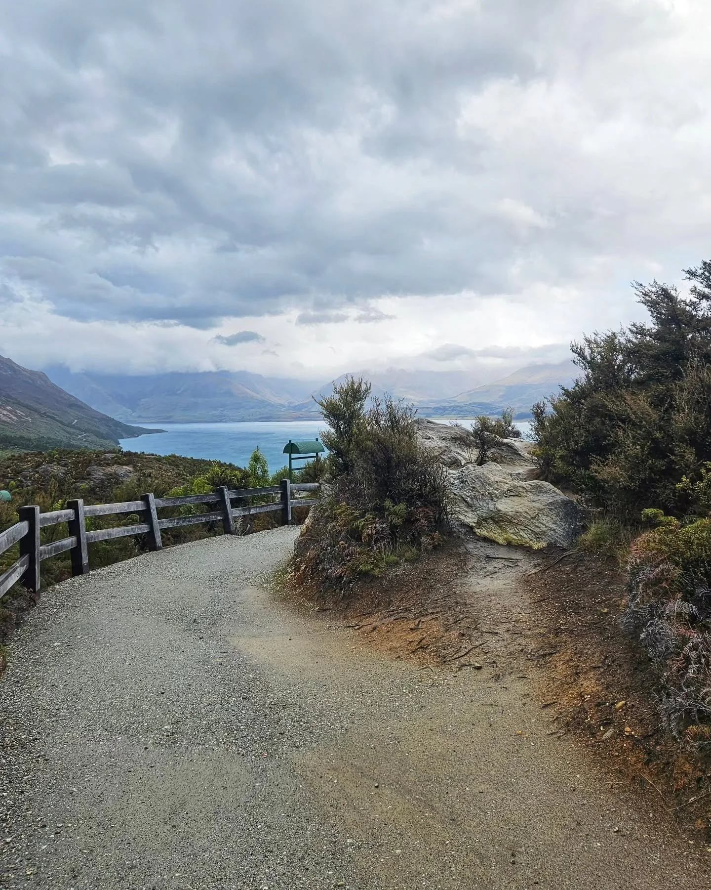 Pic of the day #90
This is at Bennett's Bluff between Queenstown and Glenorchy.
Easy track to the lookout point, and once again spectacular views of Lake Wakatipu.