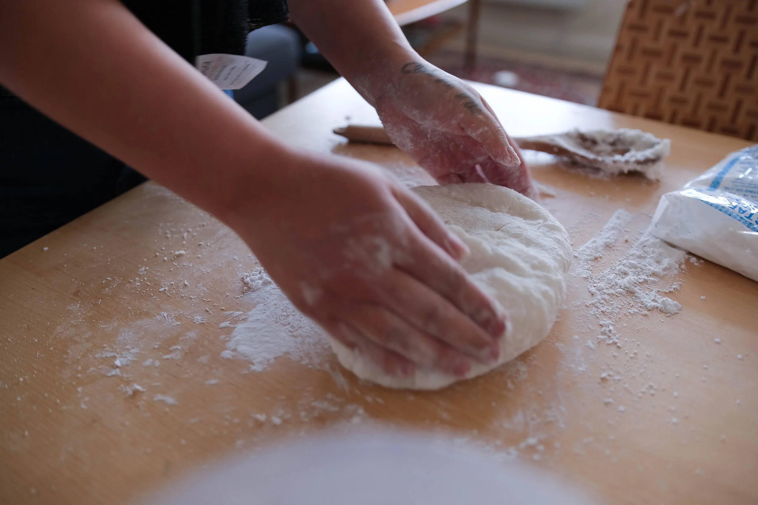 1.Knead-20200523.jpg