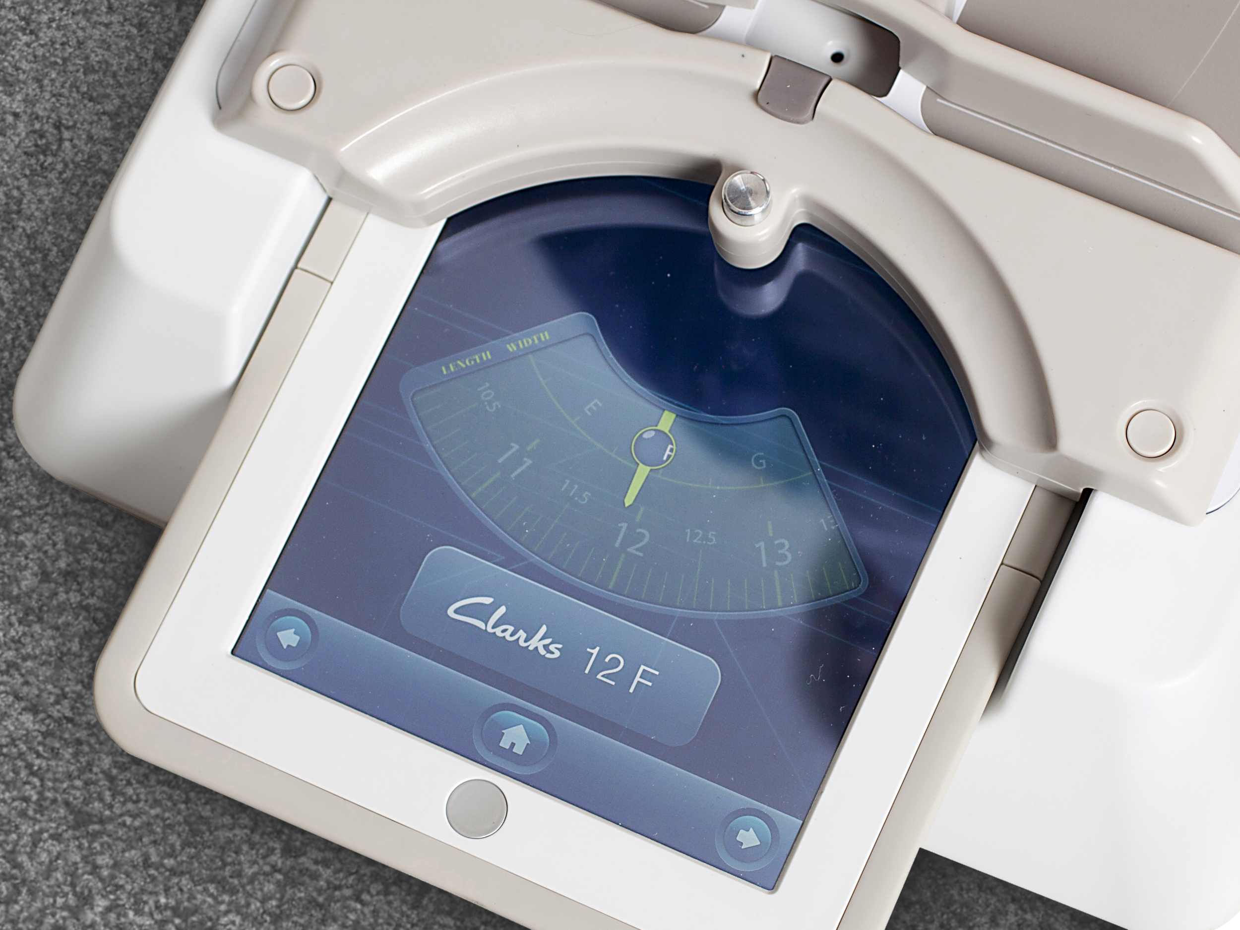 clarks toddler foot gauge