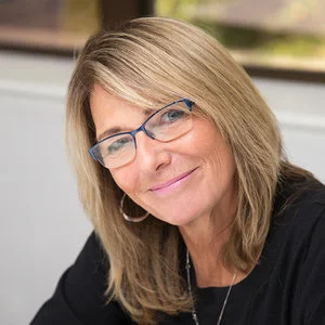 FINANCE AMANDA NICHOLAS Amanda has been with Cupaz for many years, managing our finances and assisting John with the daily aspects of accounts. Carrying out most of the work externally, Amanda is readily available to advise and you'll find her in the Cupaz HQ most Thursday's.