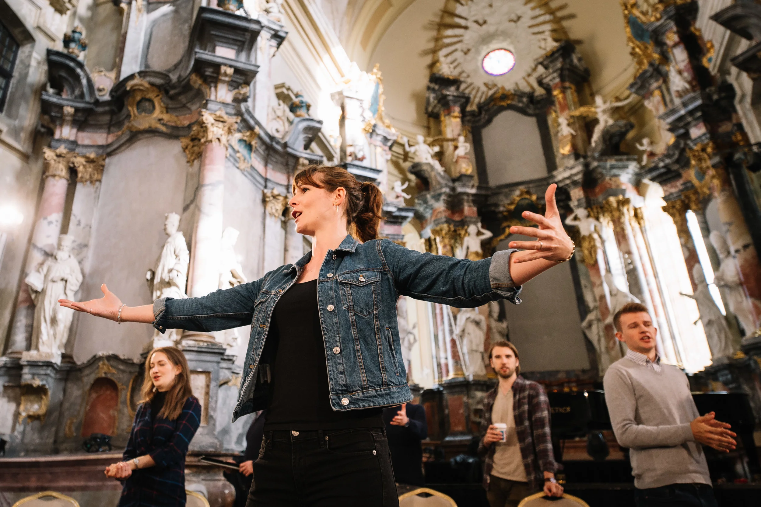 OTTW-VOCES8-Bel Canto Choir Vilnius-Masterclass-Sept28-2018-Credits-Mantas-HeadShooter-01.jpg