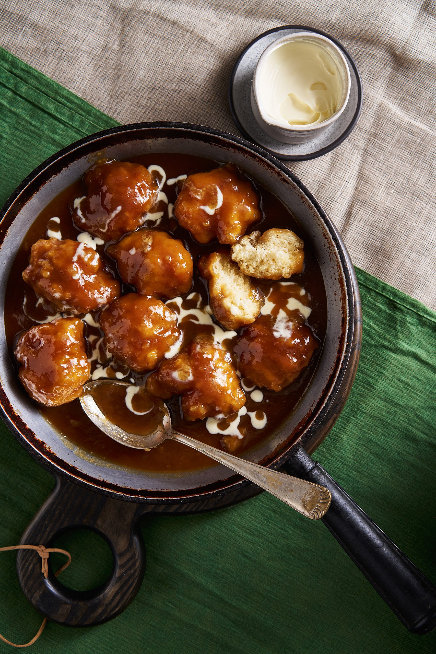 BHG2508-NostalgicFood-GoldenSyrupDumplings-Hero-B-0440.jpg