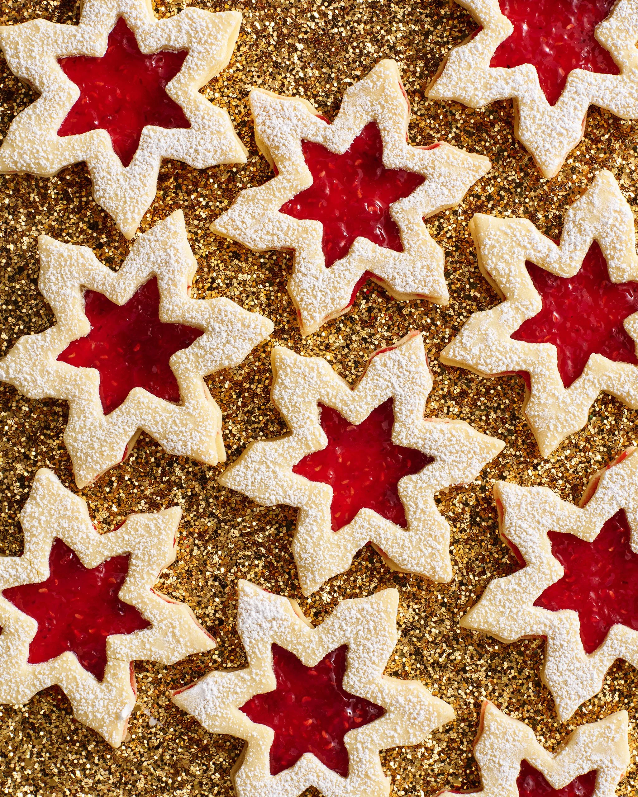 BHG2512-XmasBaking-LinzerBiscuits-Hero-0199.jpg