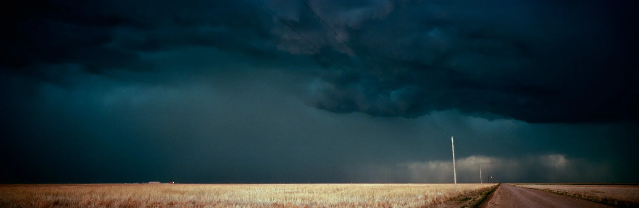 The Blue Cloud - Kansas, USA, May 2008 - Camille Seaman