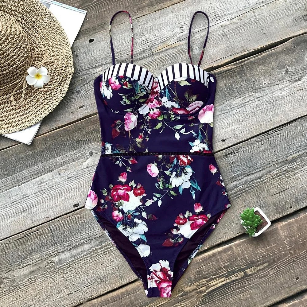 VintagePushupBathingSuit_3.jpg
