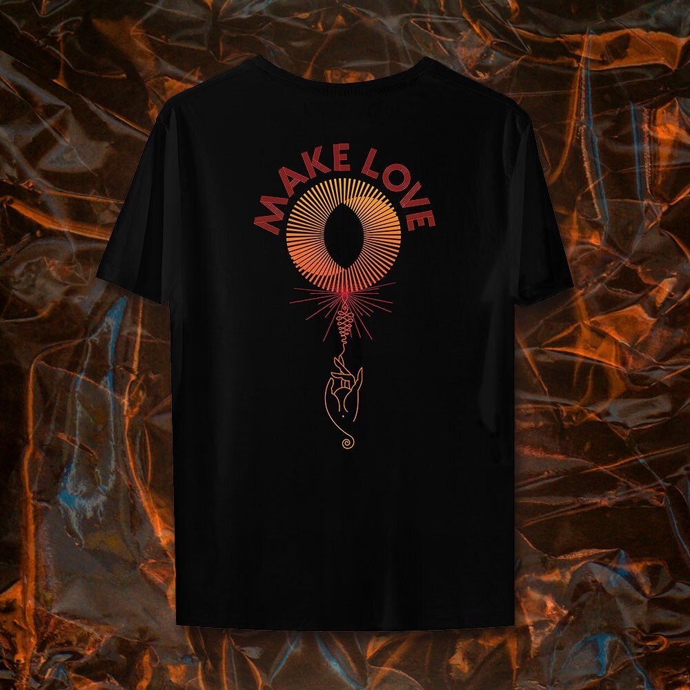 &lsquo;MAKE LOVE&rsquo;. Now available in store. One time release and low in stock.
Get yours now. Link in BIO. #TOIA . . .
⚡️💡 𓂀&nbsp;&nbsp; #THEONEISALONE #MakeLove #Love #Streetwear #Fashion #Design #Model #Tshirt #Apparel #Fashiontrend #Class #