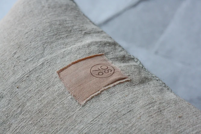 hand-woven-pillow-f05.jpg