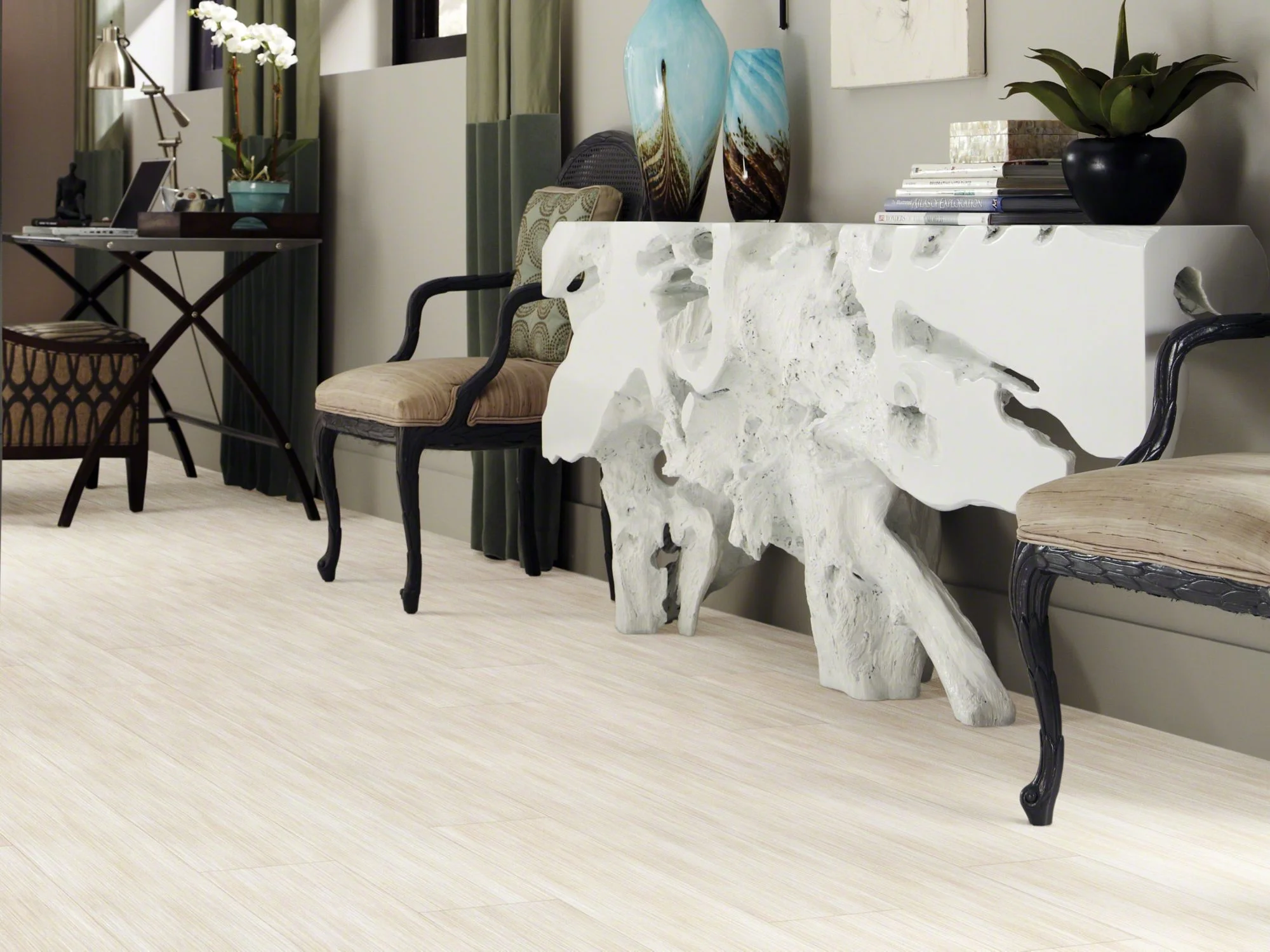 VINYL  URBANALITY 6 PLANK COLOR- BROADWAY.jpeg