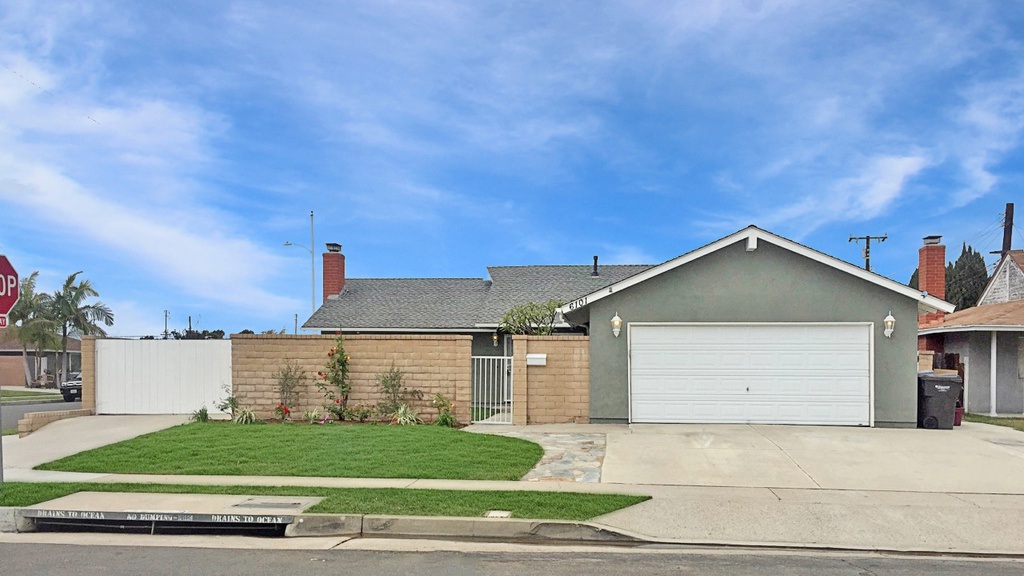 SOLD // 6101 Priscilla Dr Huntington Beach, CA // 4 beds 2 baths 1,434 sqft