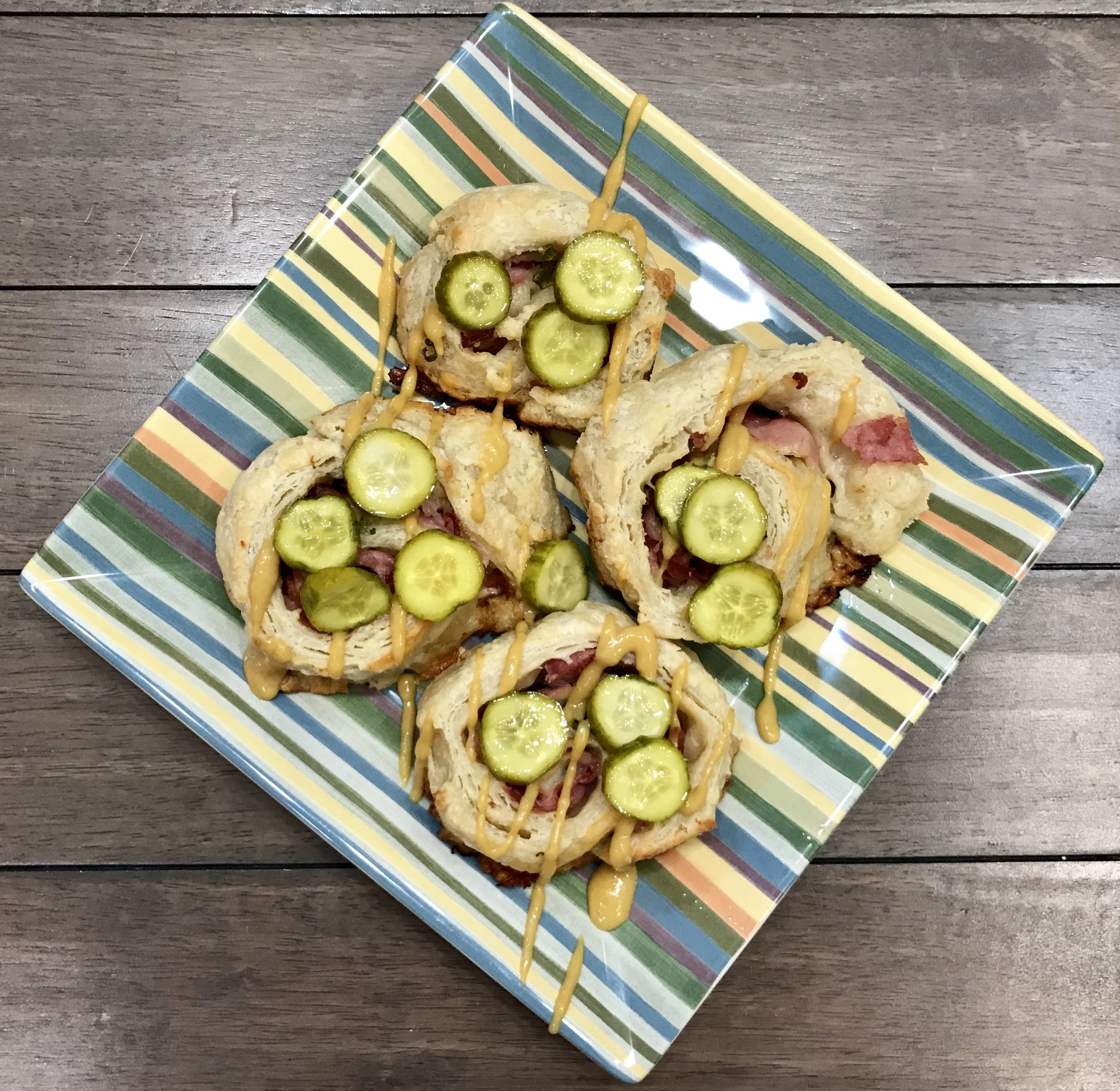 Ham &amp; Swiss Biscuit Swirls