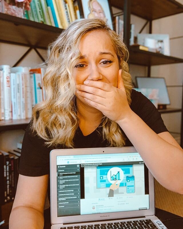 I went from a broke jobseeker, desperately asking for help on LinkedIn to find work, to an official @linkedinlearning instructor as of today.⁣
⁣
This is one of the absolute highlights of my entire career, and I can't stop crying happy tears right now