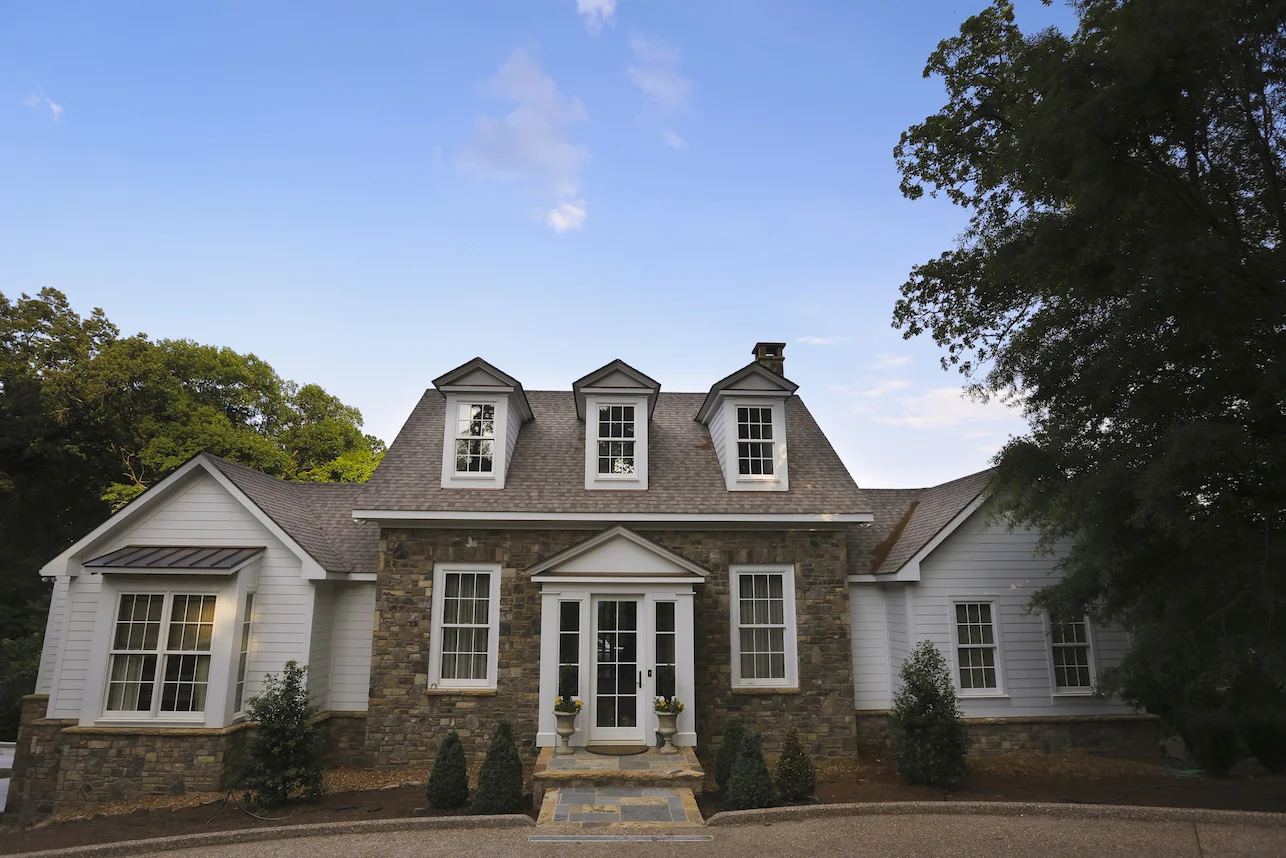 Sterchi Construction - StreetRiverviewFront_003.JPG