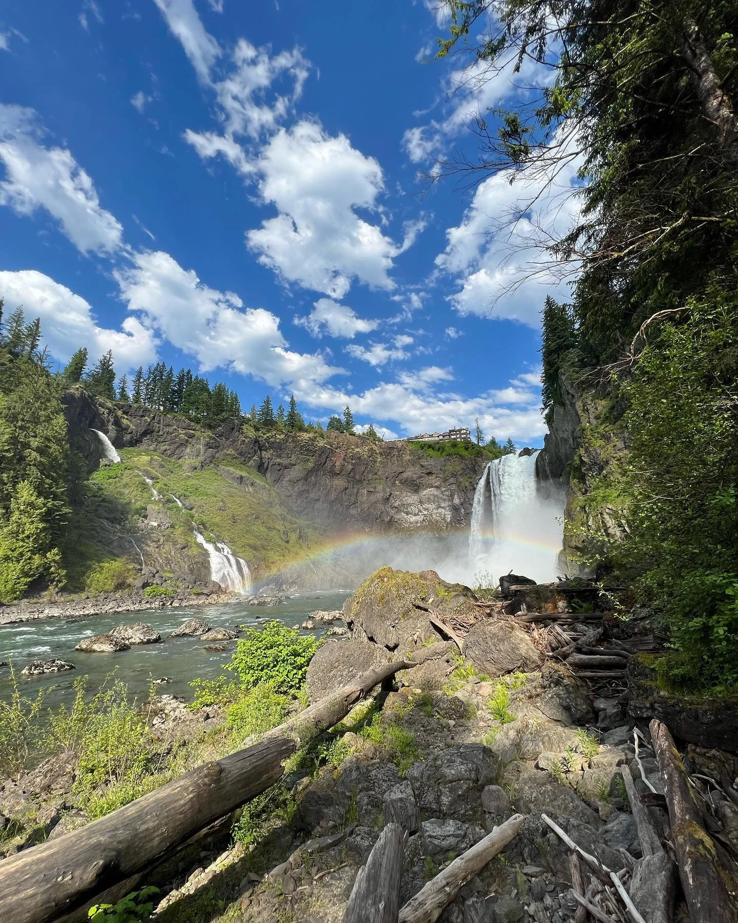 Here&rsquo;s a RARE cell phone image from the elopement of @lipp.melanie and @genge.chris. 😍😍😍