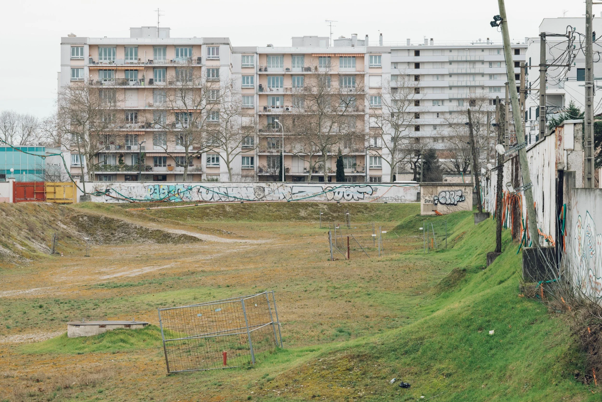 12 - Terrains Vagues-9548-45°43'59.9N 4°51'37.5E.jpg