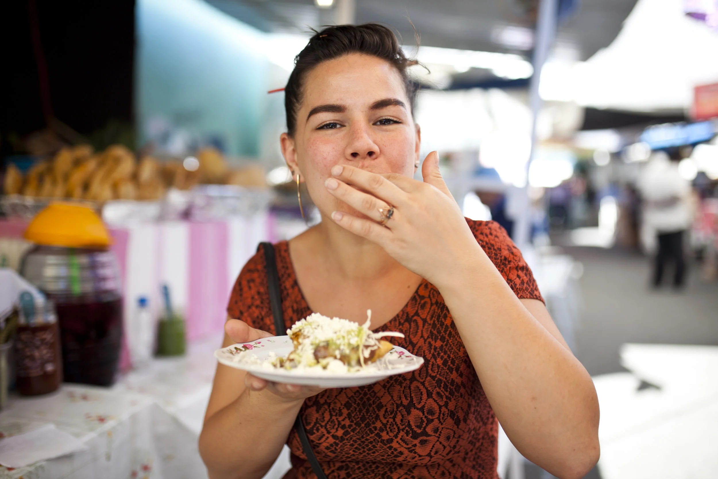 julia market eaing.jpg