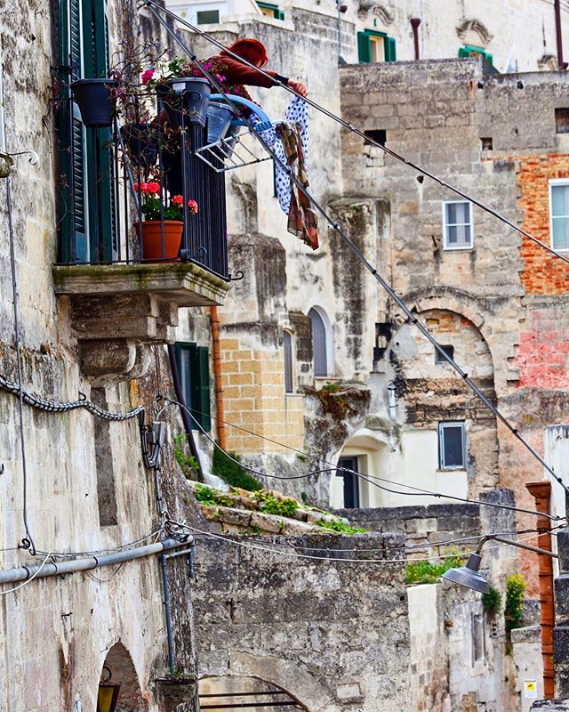 Traveling through Italy has led me to believe there is no greater place to shake a rug than over an iron balcony railing. .
Sammy Faze Photography 2018
.
#sammyfazephotography#italy#matera#italia#travel#traveler#travelgram#wanderlust#exploretocreate#