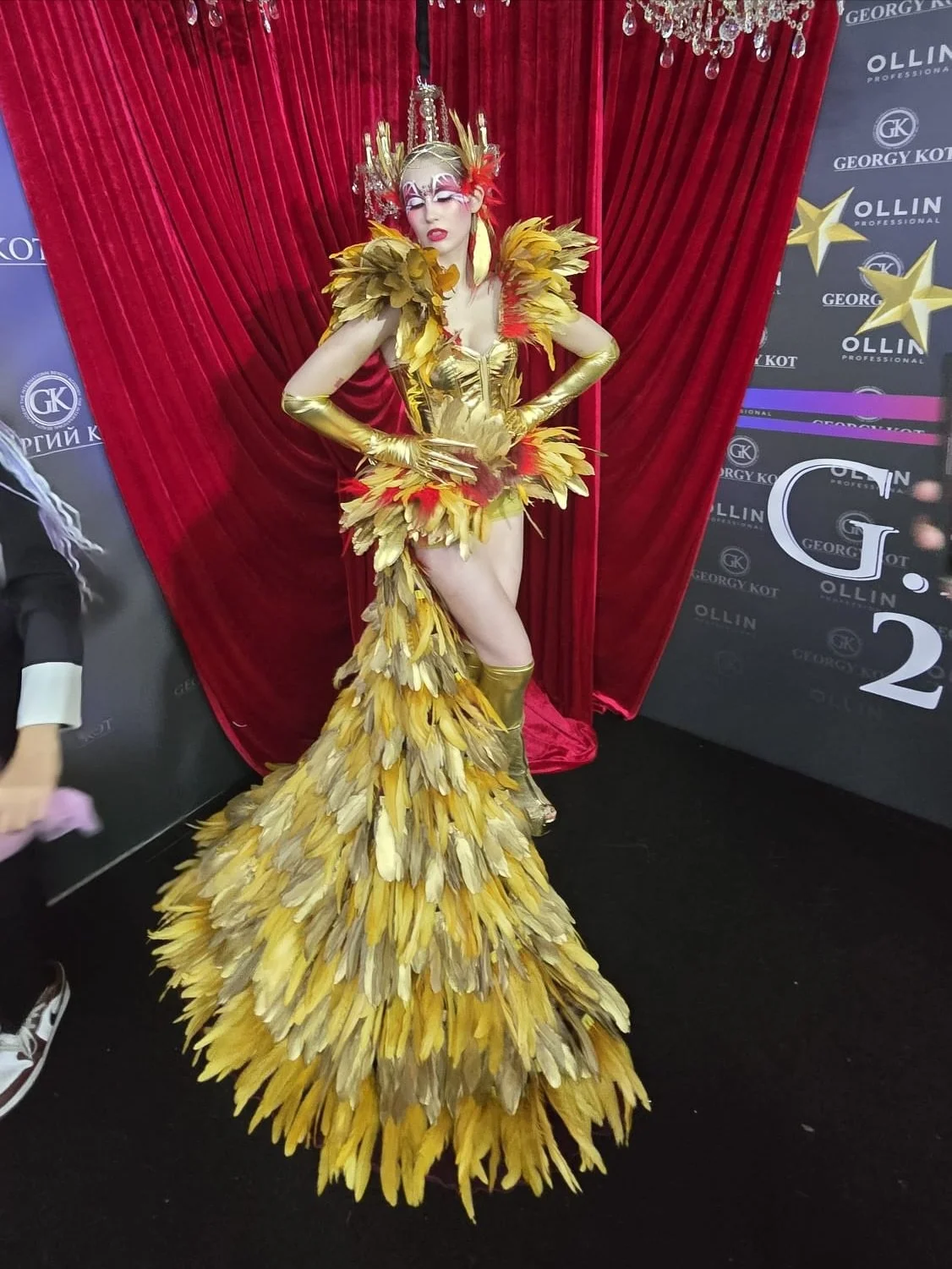 🎉 Wir gratulieren!
Unsere ehemalige Studentin @_lydia.michel_ hat den 4. Platz bei der @georgiykot Weltmeisterschaft erreicht!

Wir sind unglaublich stolz auf ihr Talent, ihren Einsatz und ihren Weg in der Beauty-Welt.
Herzlichen Gl&uuml;ckwunsch, L