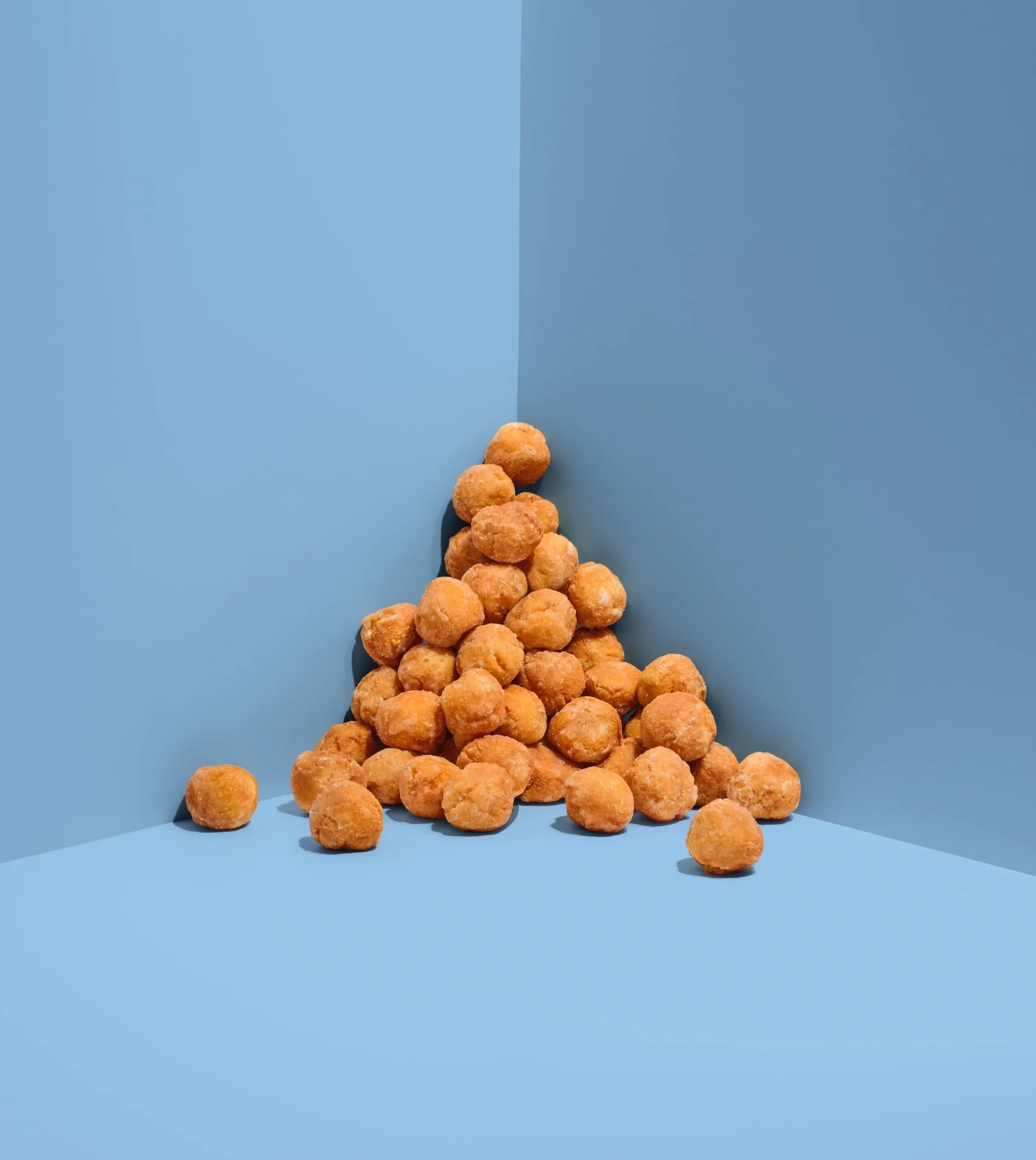BBU-412_Entenmanns Asset Shoot_Batch 3_Pile_Popems Glazed.jpg