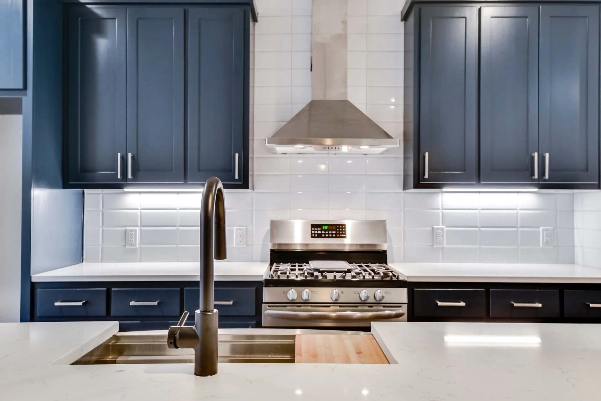 003-293136-511 E_7073990.jpg