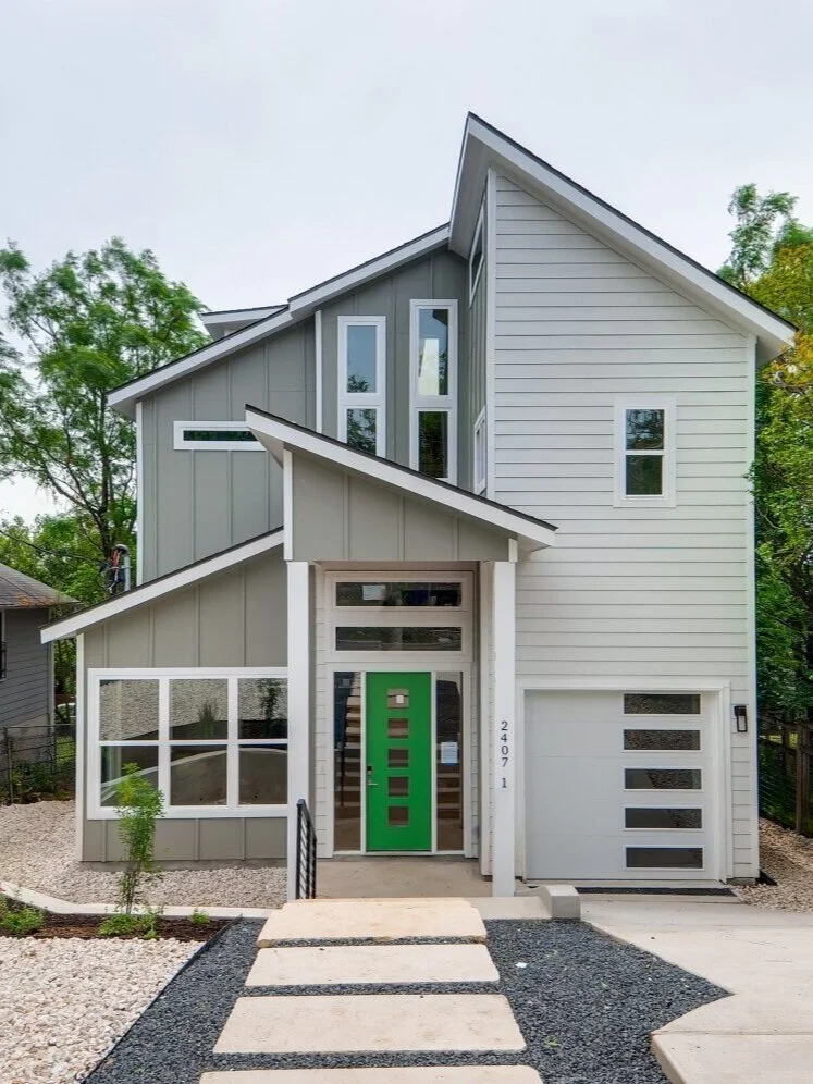 2407+E+8th+St+Unit+1+Austin+TX+-+Web+Quality+-+002+-+02+Exterior+Front.jpg