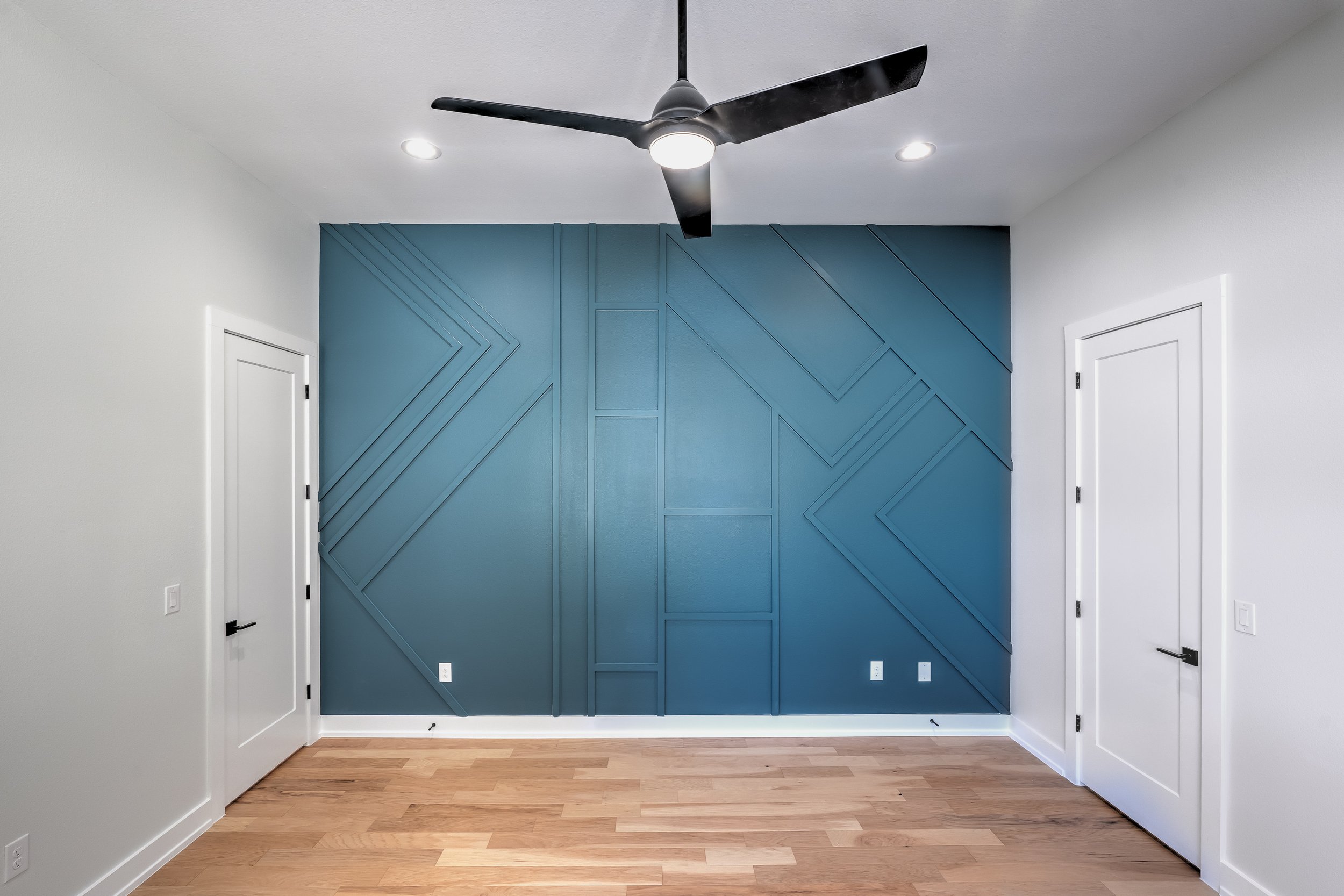 1504 Perez Unit B_20210920_OlkerPhoto_07.jpg