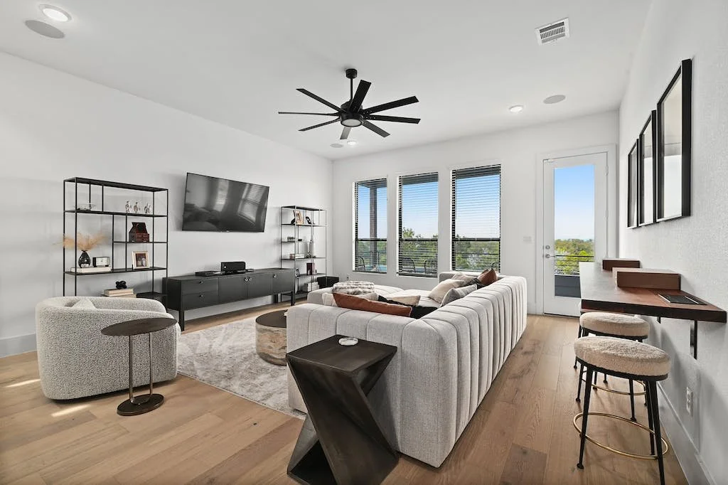 031-434678-16304 Sydney Carol Lane20230214_0031_12157319.jpg