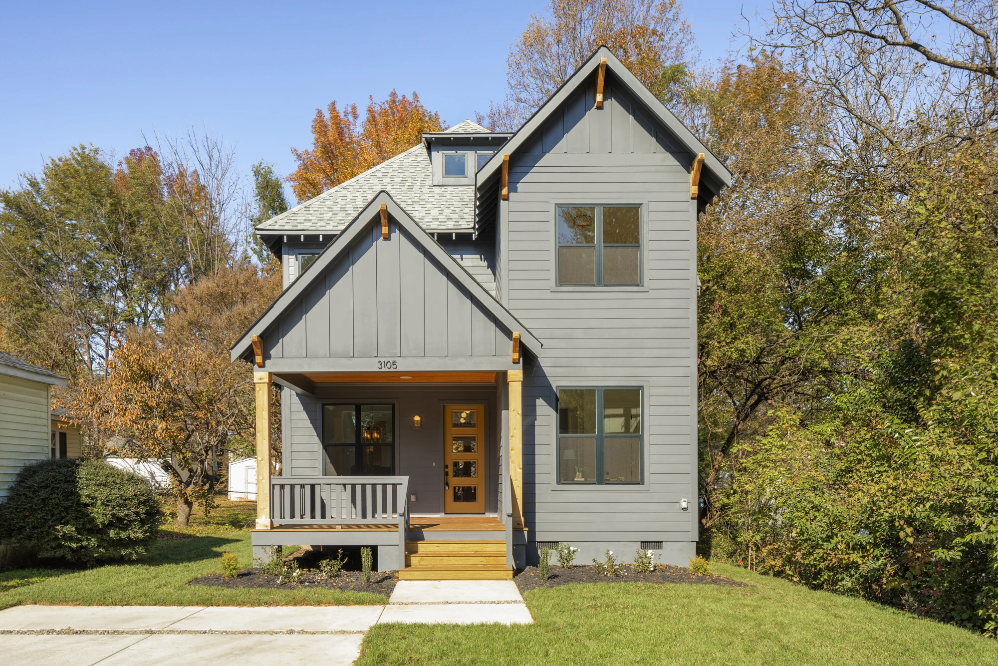 3105 N Alexander-25.jpg