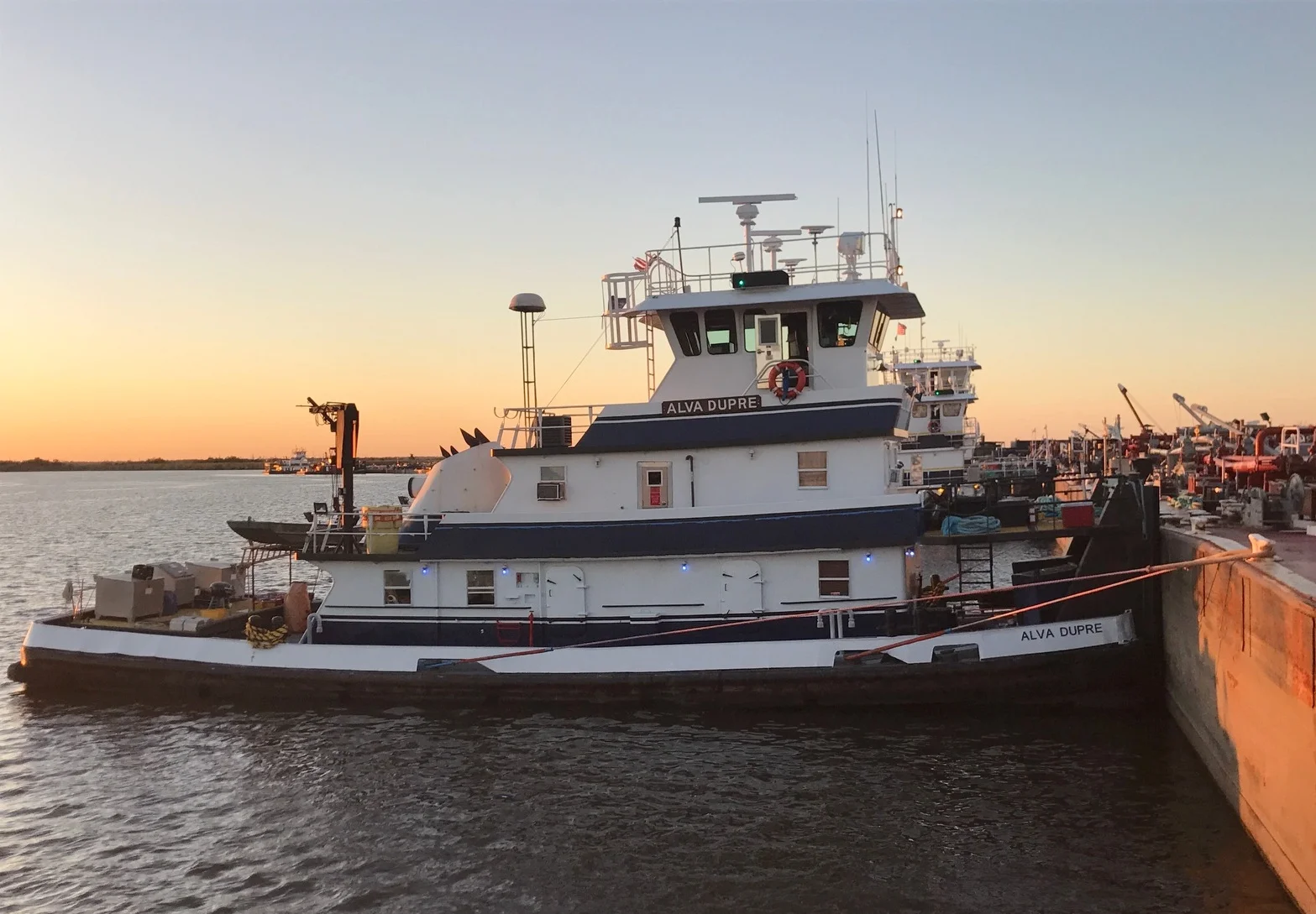 M/V Alva Dupre