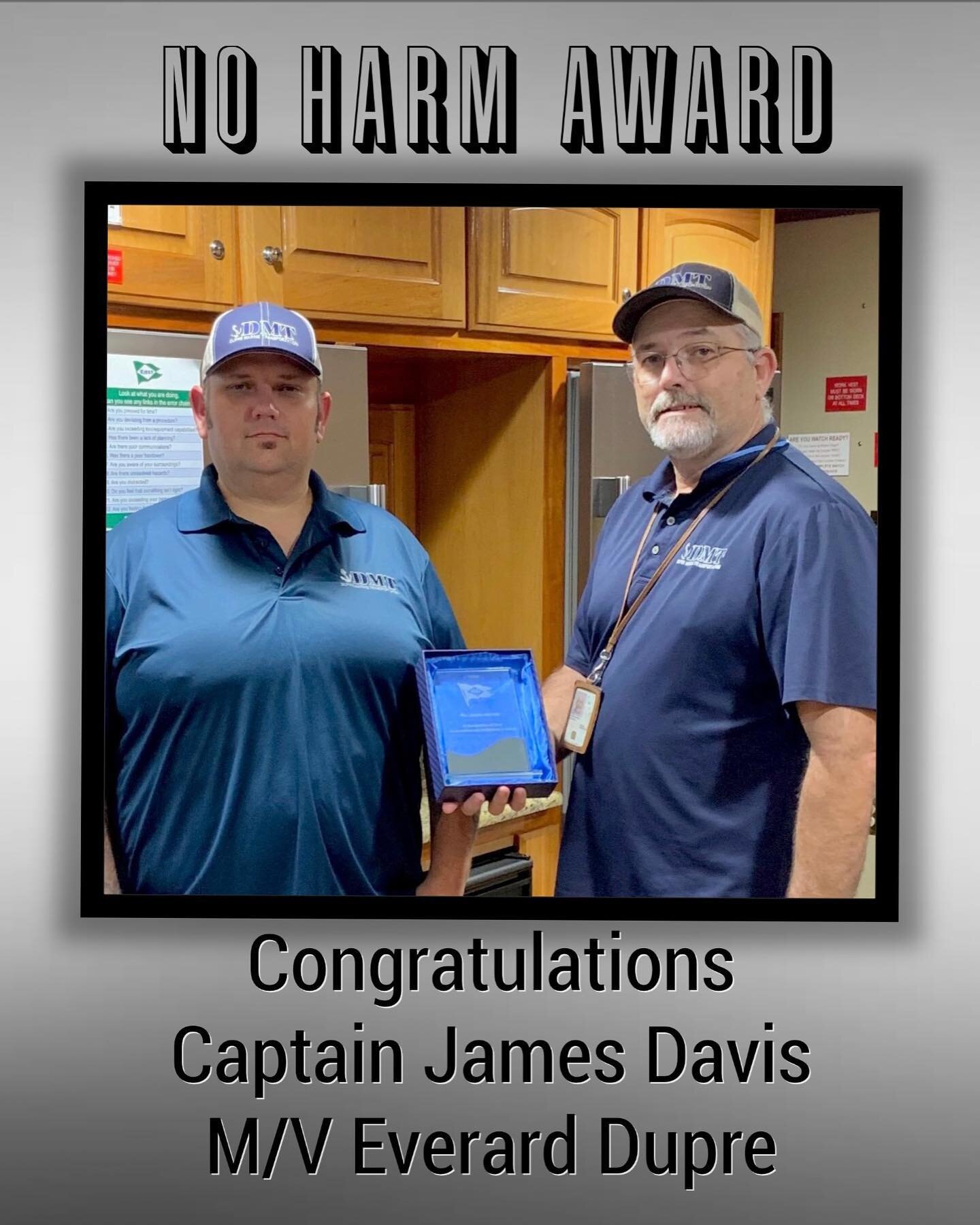 Congrats Captain James Tub Davis @slowpar_davis for your Kirby Inland Marine NO HARM AWARD for your Stop Work Responsibility!! Keeping it safe out there!!
🌟⛴⚓️🌟
Port Captain Frank Bumgarden presented Captain Tub with his award last week!
.
.
.
#cap