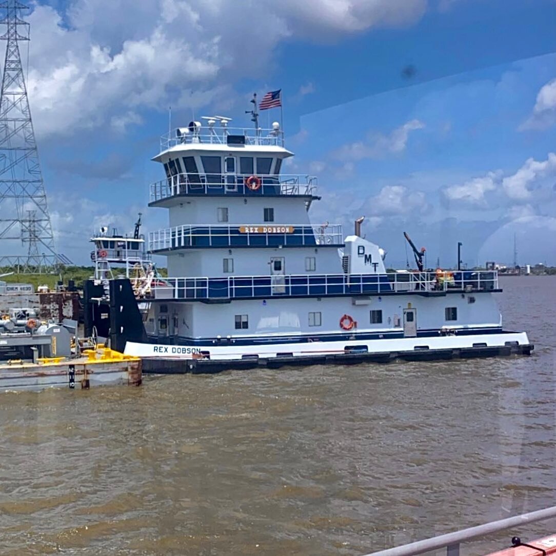 Great shot of the M/V Rex Dobson from our Instagram friend  Gary Smith @alayla_nevaeh
Love it when people catch our beautiful boats out on the water!
📸⛴⚓️🤩
.
.
.
.
#mvrexdobson #towboat #towboatin #working #picshare #eyespyaboat #gettingitdone #tow