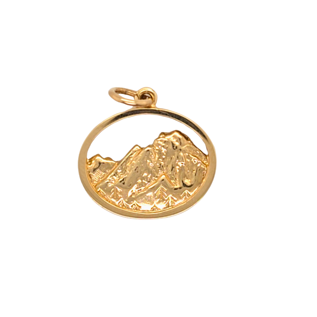 Mt. Shasta Pendant Small Dunsmuir View