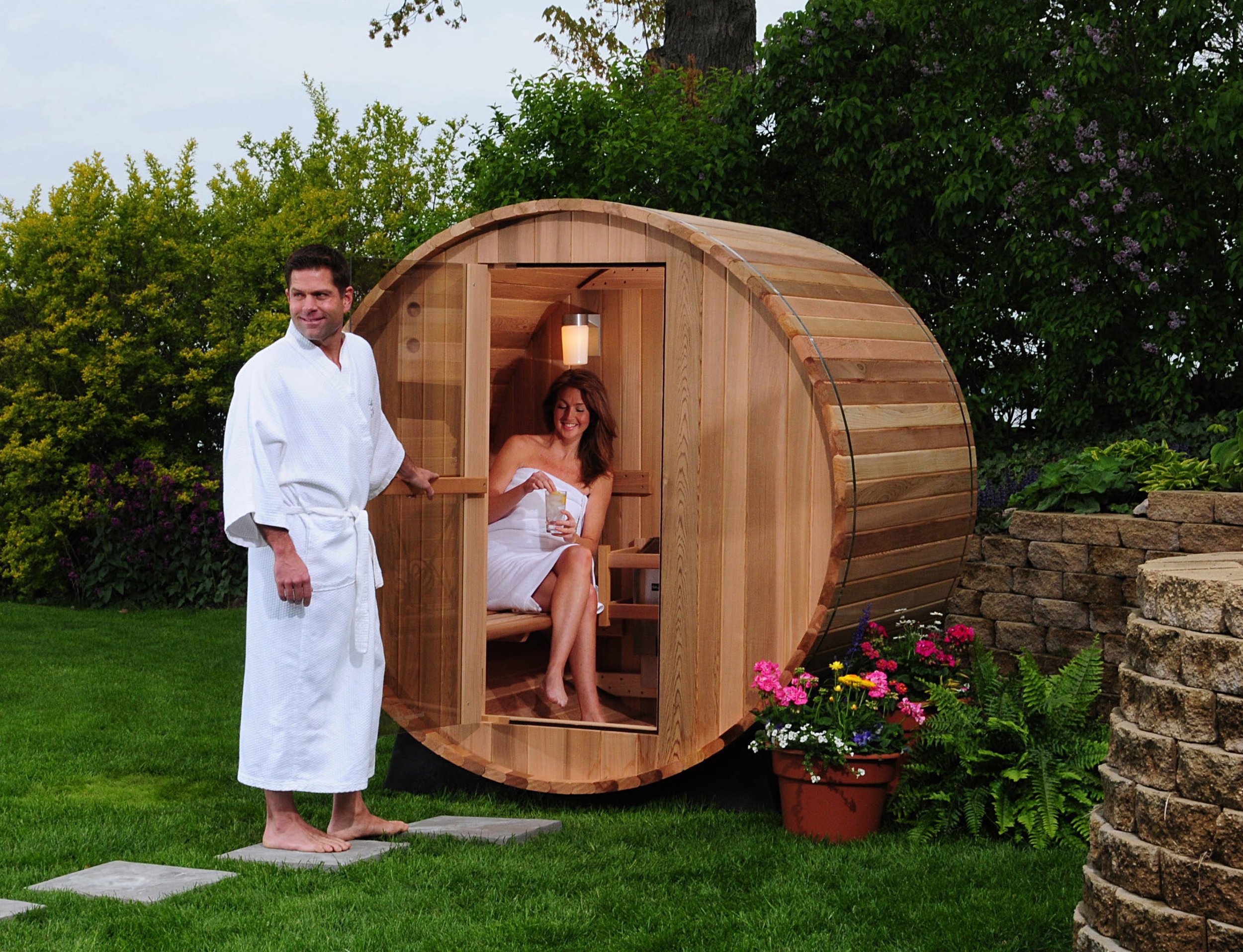 ThermaSol_Outdoor_Canopy_Barrel_Sauna.jpg