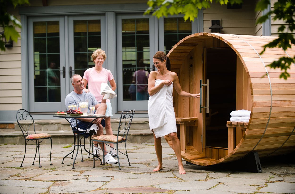 ThermaSol_Outdoor_Canopy_Barrel_Sauna_2.jpg