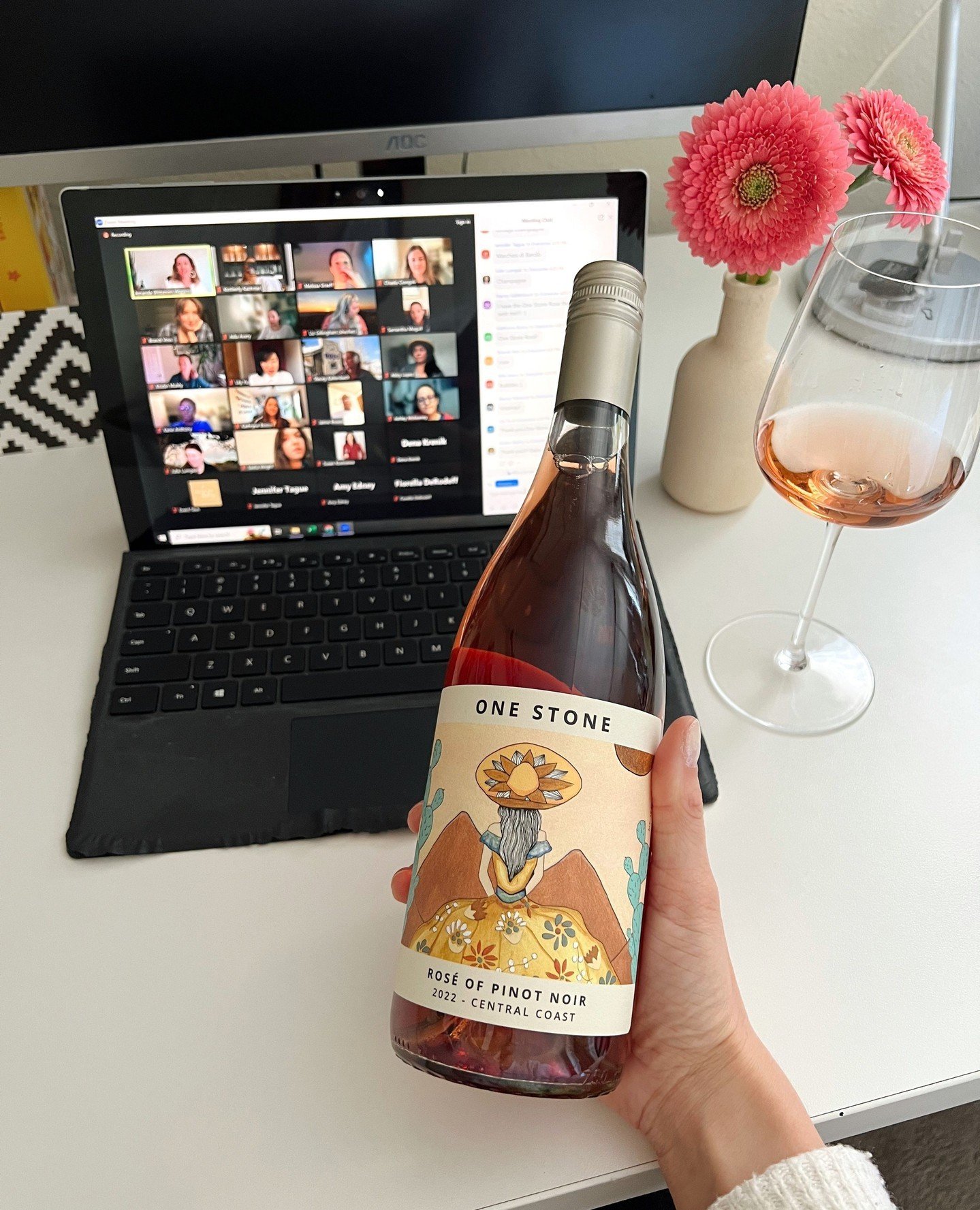 We hear you! We are excited to announce a new way for you to stay connected with other members of our community:⁠
⁠
Join our private group on LinkedIn! ✨⁠
⁠
After our last virtual event where we sipped @onestonecellars Rose together and got to know o