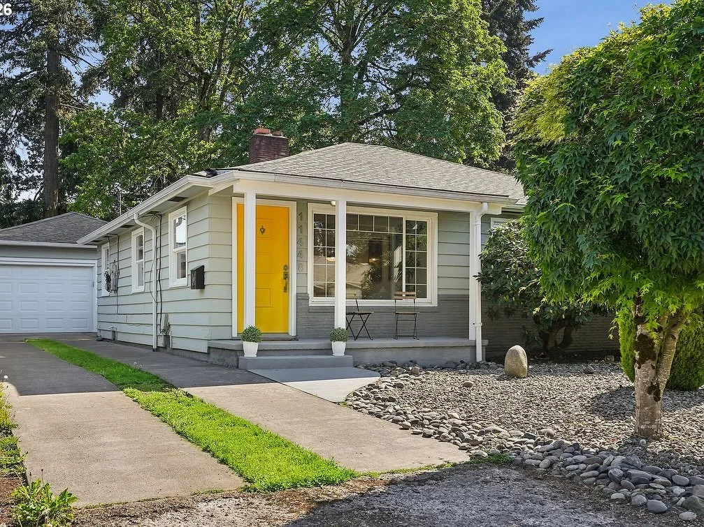 💫 OPEN HOUSES 💫 
Sat, May 9 1:30-3:30
Sun, May 10 1-3 
11448 NE Fargo Portland 

Don&rsquo;t sleep on this incredible value! If you are looking for a mid-century that retains its original character but has almost all new everything&hellip;if you ne