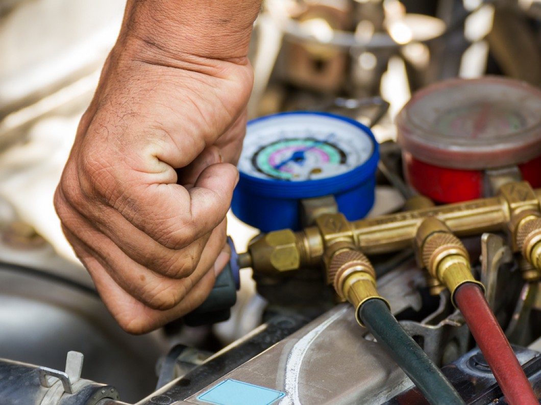Repaired-Air-Car-Components-46329115.jpg