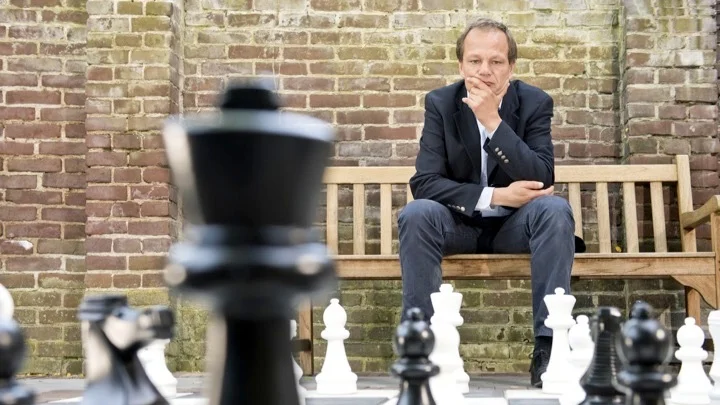 How to think clearly about a problem by asking the right questions