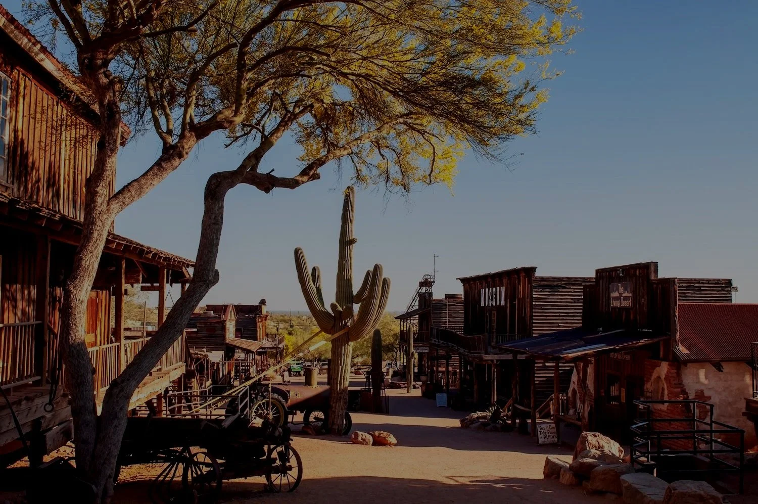 Apache+Junction.jpg