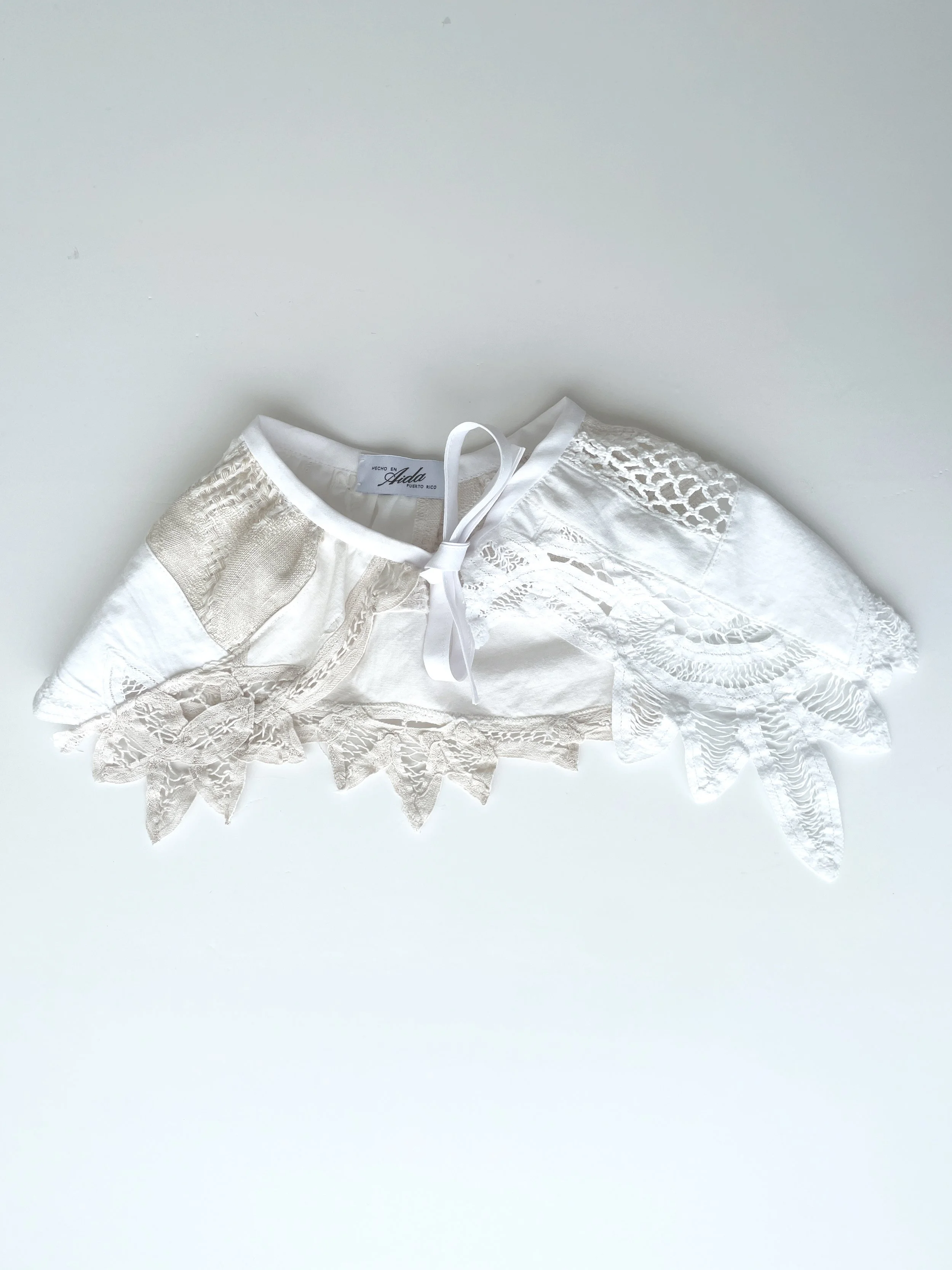 Fragmentos Collar (Small - Cream and White)