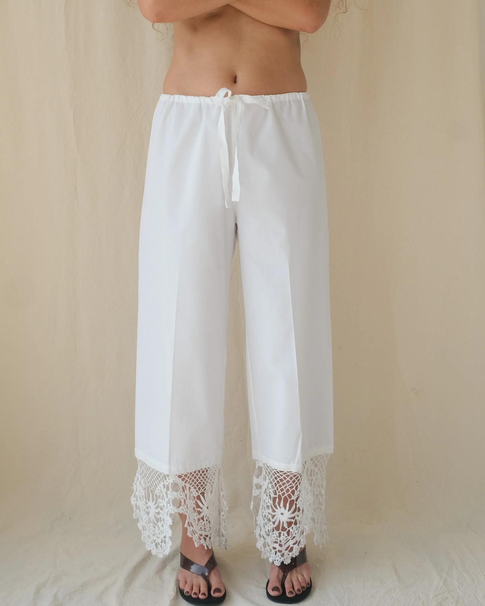 AIDA MUNDI PANTS FRONT.JPG