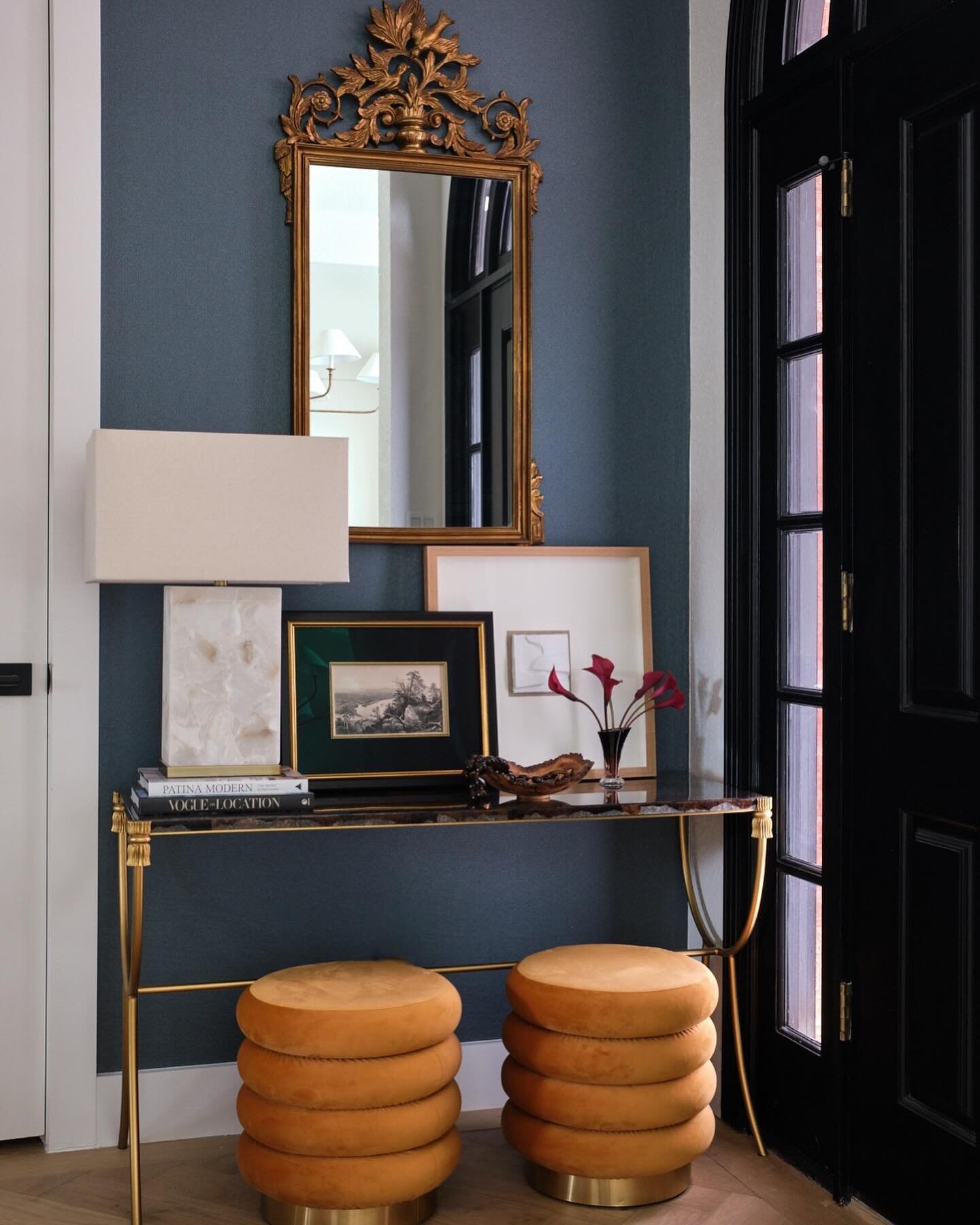 Entry photo from our install that we did last week! I absolutely love the console from the @dwellbycheryl collection at @wildwoodhome. A mosaic table crafted of meticulously hand cut and laid pen shell with a rich surface of exquisite tonalities. Gol