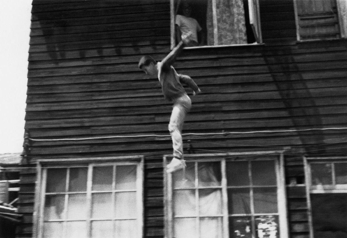 Jump Piece , Tehching Hsieh 1973