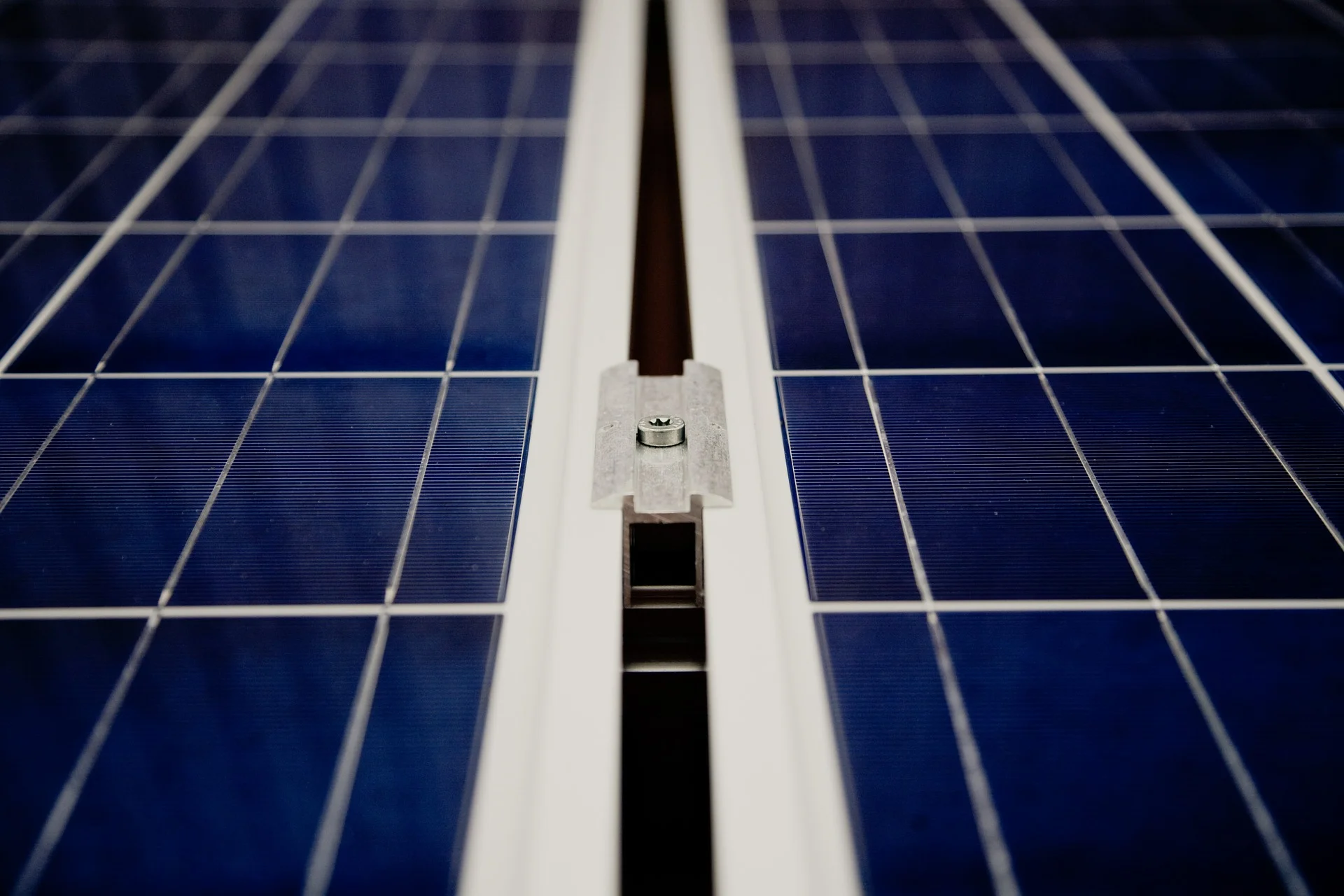 solar-cells-594166_1920.jpg