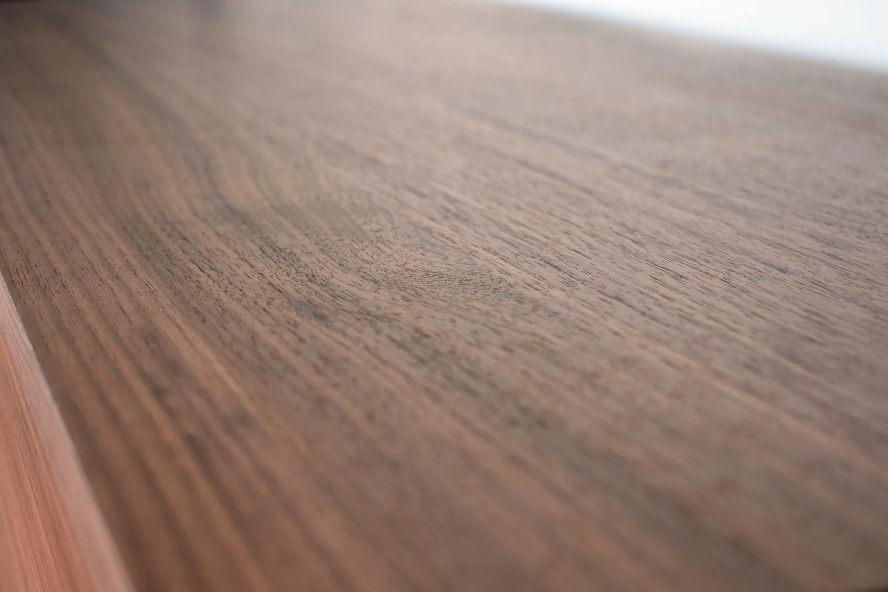 Modern_Cred_Walnut_Detail.jpg